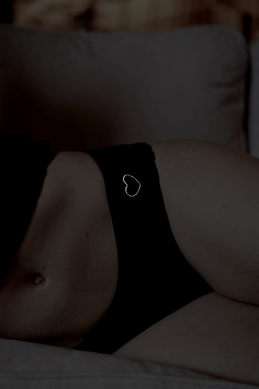 tanga menstruel broderie coeur