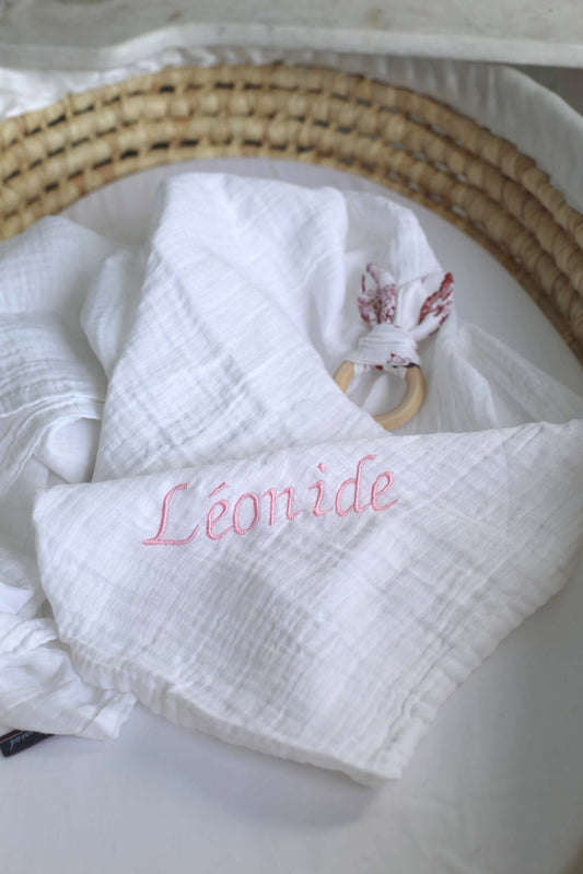 cadeau naissance brodé