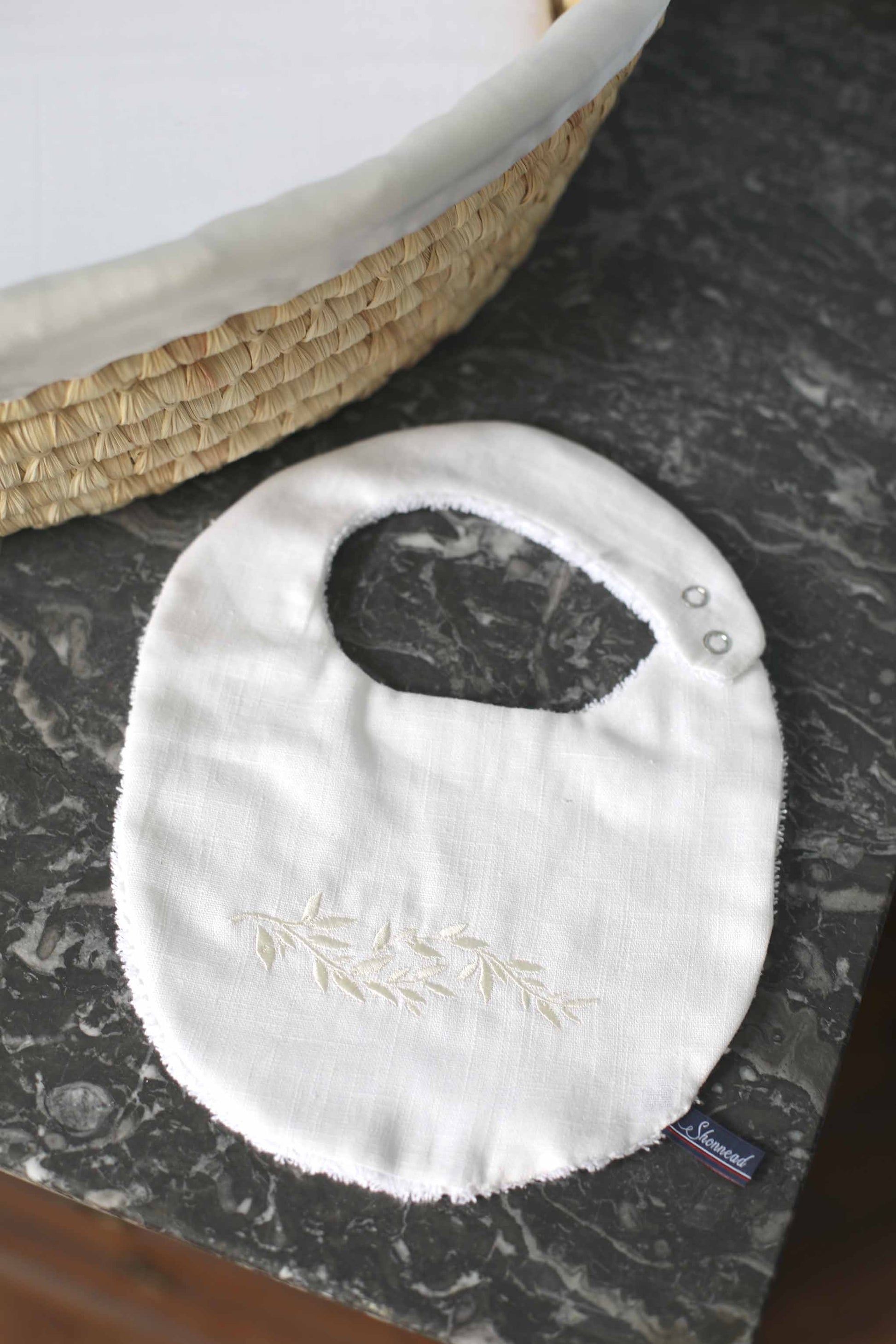 Bavoir - Linge d'antan en lin personnalisé