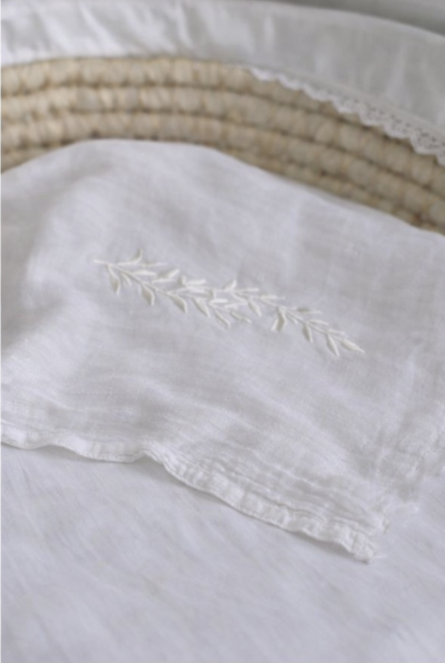 Lange brodé linge d’antan – Personnalisable