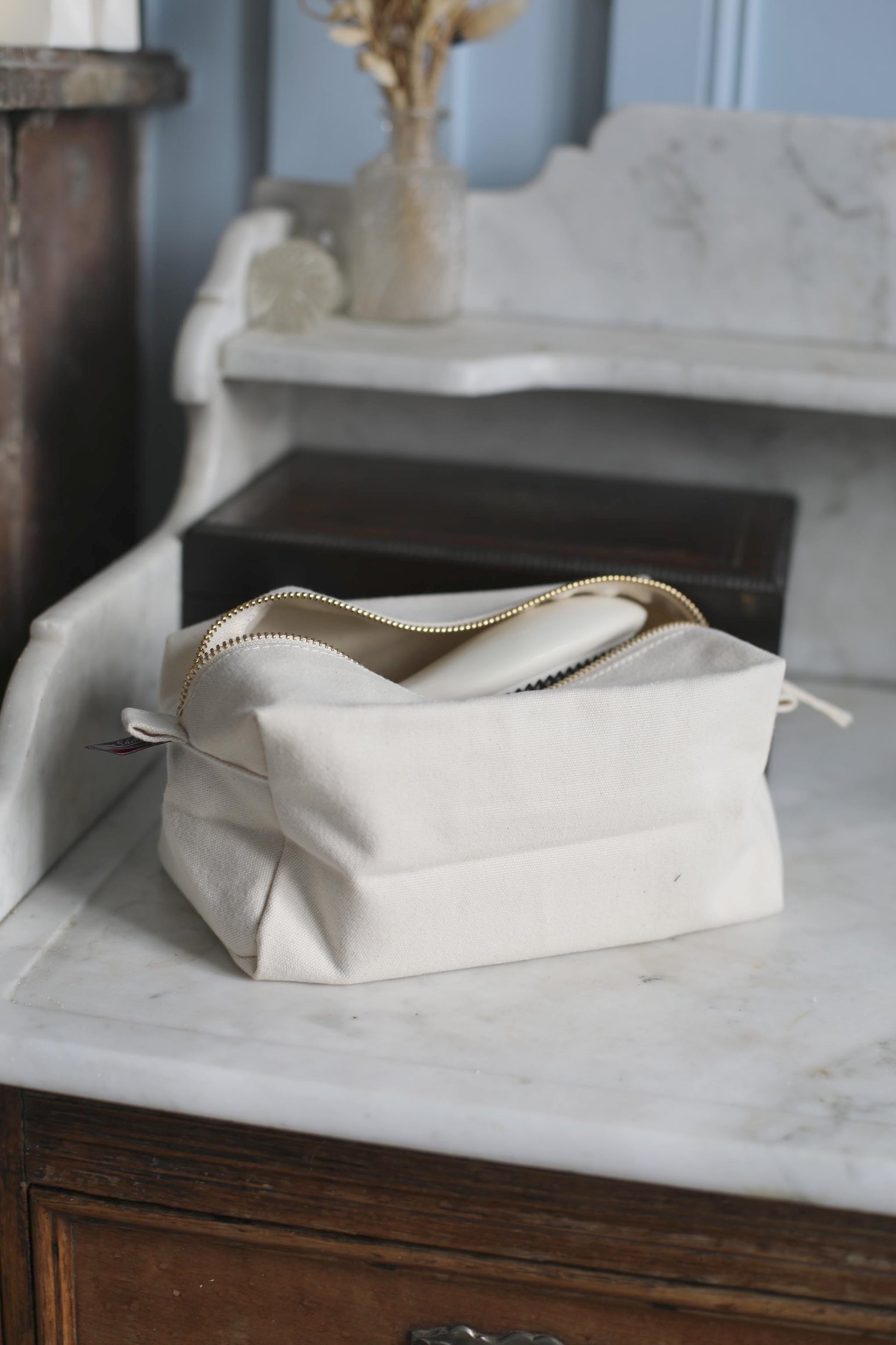trousse en coton écru